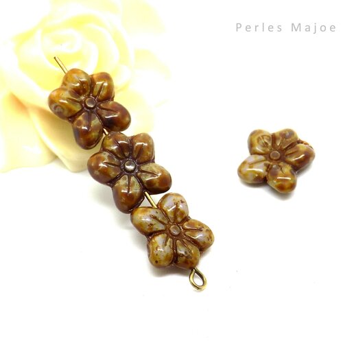 Perles tchèques fleur, picasso, verre pressé tons marron, beige, dimensions 14 x 12 mm lot de 4