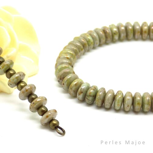 Perles tchèques rondelles, verre pressé, picasso vert clair, patine bronze, diamètre 6 mm, lot de 30