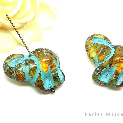 Perles tchèques éléphants en verre translucide pressé opaque couleurs ambre et bleu turquoise lot de 2 pièces