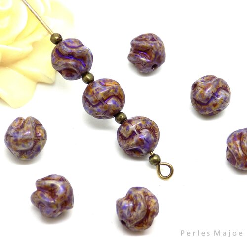 Perle tchèque pelote de laine, ronde, verre pressé, opaque, tons violet, marrons, jaune, patine, 8 mm, lot de 10