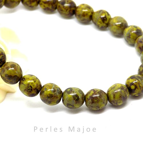 Perles tchèques en verre pressé ronde picasso vert olive et marron opaque diamètre 8 mm lot de 12 pcs