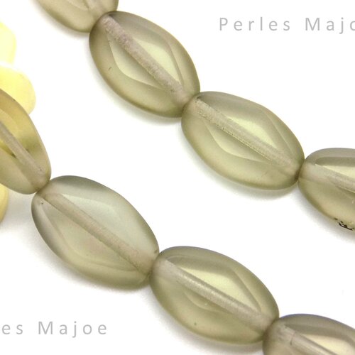 4 perles tchèques en verre plates forme losange transparentes gris clair