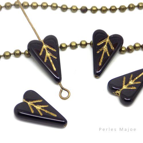 Perle tchèque feuille, coeur, triangle, verre pressé, noir, patine et incrustation or antique, 16 x 11 mm, lot de 4