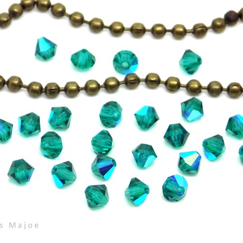 Perles tchèques toupies, bicone, en verre, translucide, vert émeraude ab, 4 mm, lot de 30