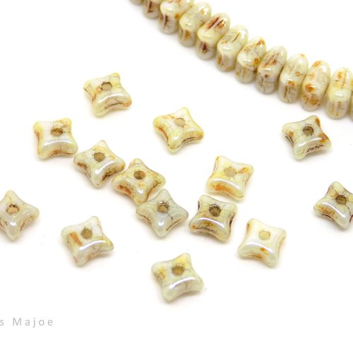 Perle tchèque étoile d'orion, verre pressé, tons crème, marron, patine, 5 x 3 mm, lot de 30