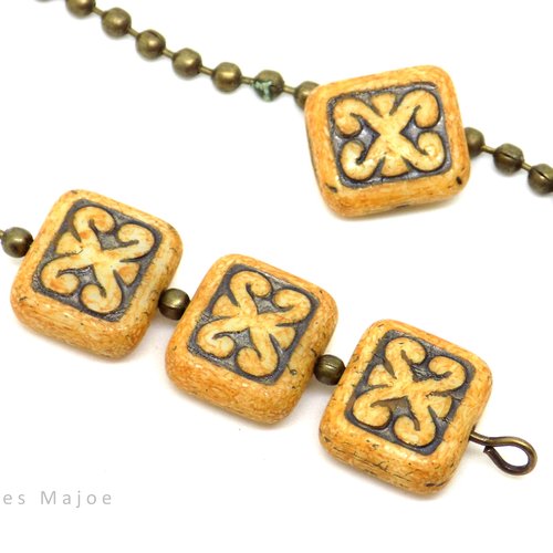 Perle tchèque rectangle, ornemental, style antique, verre pressé, 2 tons marrons, patine, 11 x 12 mm, lot de 4