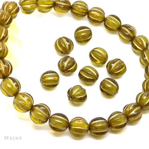 Perles tchèques melons, rondes, translucides, verre pressé, vert olive, bronze antique, patine, 8 mm, lot de 10