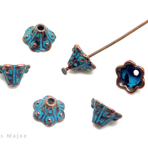 6 coupelles clochettes fleur en métal couleur cuivre et bleu turquoise, patine, 9 x 9 mm