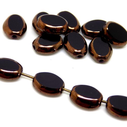 Perle tchèque ovale et plate, verre pressé, opaque, noir, contour cuivré, patine, 8 x 6 mm, lot de 10