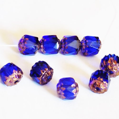 Perle tchèque cathédrale, à facettes, ronde, verre poli, tons bleu marine translucide, cuivre, 6 x 5 mm, vendue par lot de 10 ou 20