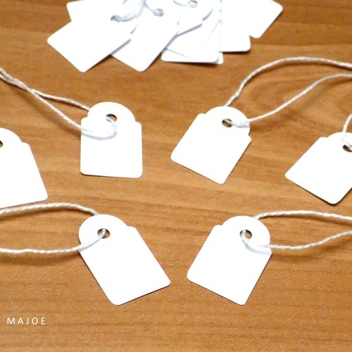 100 Etiquettes pour prix bijoux carton papier blanc fil 23x13mm