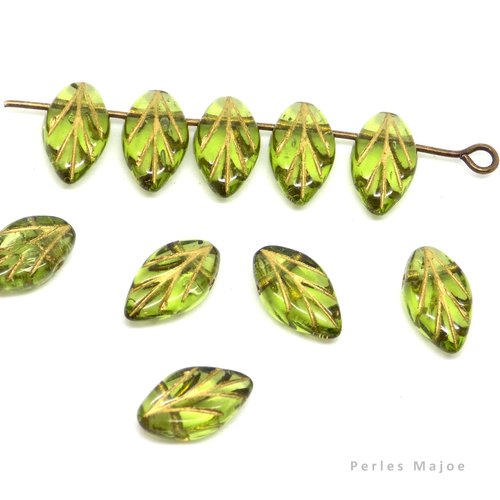 Perles tchèques feuille de hêtre, verre pressé, translucide, vertes, bronze antique, patine, 11 x 7 mm, lot de 8