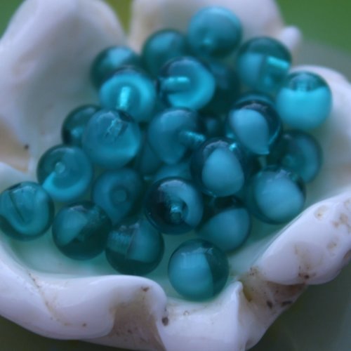 70 perles rondes demi-trou en verre tchèque 6 mm turquoise givre