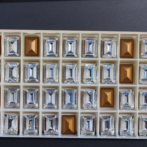 1 cabochon swarovski rectangle 14x10 mm crystal  (art.4527)