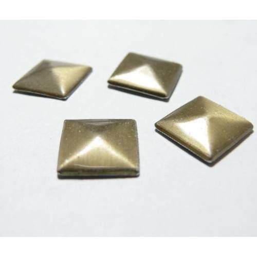 Lot de 50 clous thermocollant de 9 mm forme pyramide bronze
