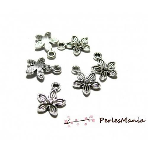 Lot de 50 pendentifs breloque petites fleurs ref 2b4561 metal couleur argent antique