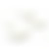 4 sequins médaillons style émaillés biface losange blanc 18mm ref 7 sur une base en métal argent