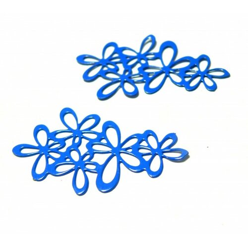 Ae112343 lot de 4 estampes pendentif filigrane grappe de fleurs bleu roi 35 par 16mm