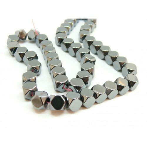 1 fil d'environ 40 perles hématite forme polygone 10mm gris metallisé 150710141038