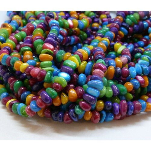 Copy of h11d0048 1 fil de 83 perles nacre teintées différentes tailles coloris multicolores