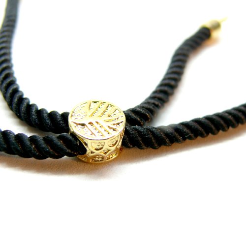 H11f01804g pax 1 support bracelet intercalaire arbre cordon nylon ajustable avec accroche laiton doré 18kt coloris noir