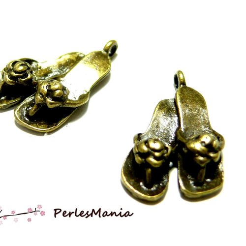 Lot de 4 pendentifs sandales tongs fleurs p15362 metal couleur bronze