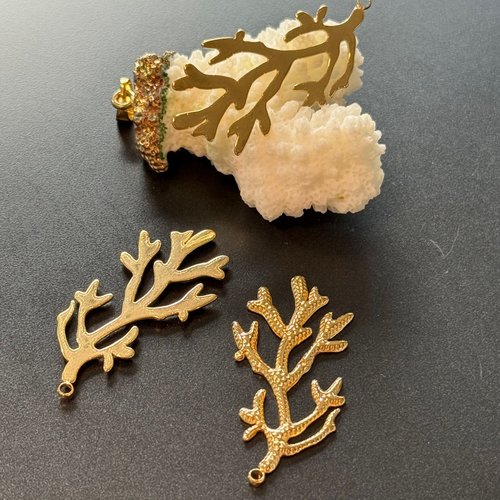 H11c12146bg – lot de 1 pendentif branche de corail 47 mm – acier inoxydable 304 doré à l’or fin 18k, ionique