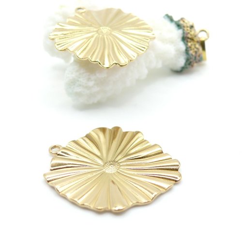 H11p36514g – lot de 1 pendentif fleur texturée 30 mm – acier inoxydable 304 doré à l'or fin 18k, ionique
