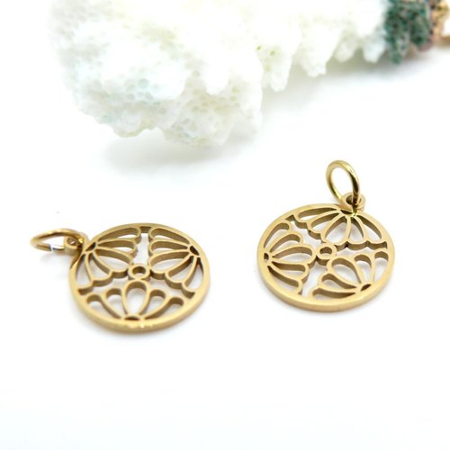 H11z11925g – lot de 4 pendentifs avec anneau fleur dans cercle 12 mm – acier inoxydable 304 doré à l’or fin 18k ionique