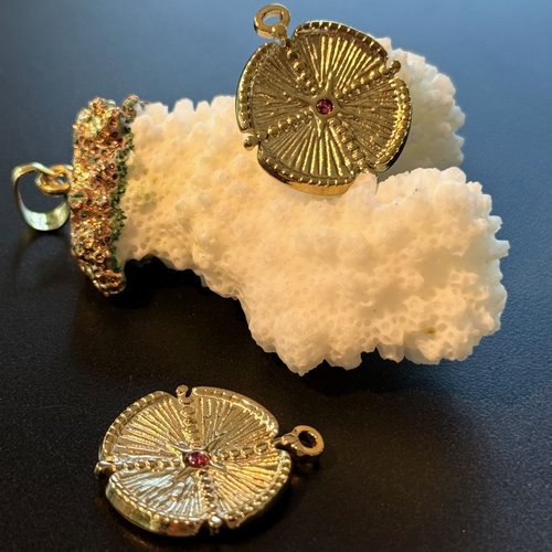 H11c11502g – lot de 1 pendentif bohème avec strass 20 mm – acier inoxydable 304 doré, placage ionique