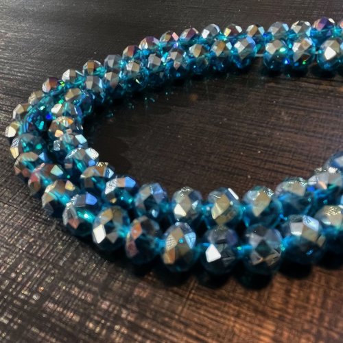 Ref 2j1606 – lot de 70 perles rondelles verre facetté 6x8mm –  bleu irisé