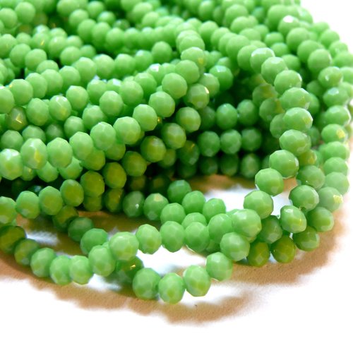 H11a044 pax 1 fil d'environ 110 perles à facettes, rondelles en verre 4 par 3mm, coloris vert pomme, couleur d30