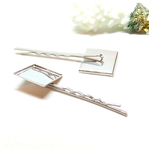 Pax 2 supports de barrettes, bob pin, plateau dentelle, carré 20mm, laiton, coloris argent platine