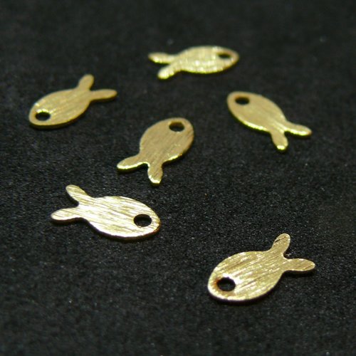 H11y00323g pax 6 pendentifs petits poissons 8 par 4mm, laiton finition doré 24k