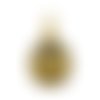 Ps11947721 pax 1 pendentif oeuf résine emaillé, laiton finition doré à l'or fin 18k