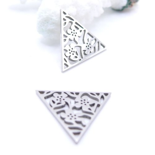 H11s105jn9041 – lot de 1 pendentifs triangle avec fleurs 20 mm – acier inoxydable 304 argenté