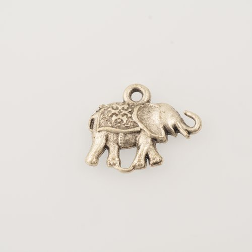 Pendentif éléphant en métal argenté mat