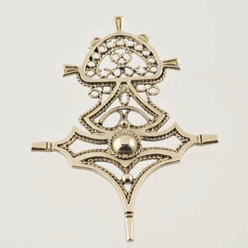 Pendentif croix d'agadès argenté ciselé décoré 77 mm