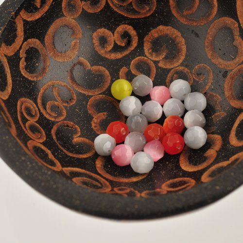 Assortiment de perles facettées, rondes 6 mm
