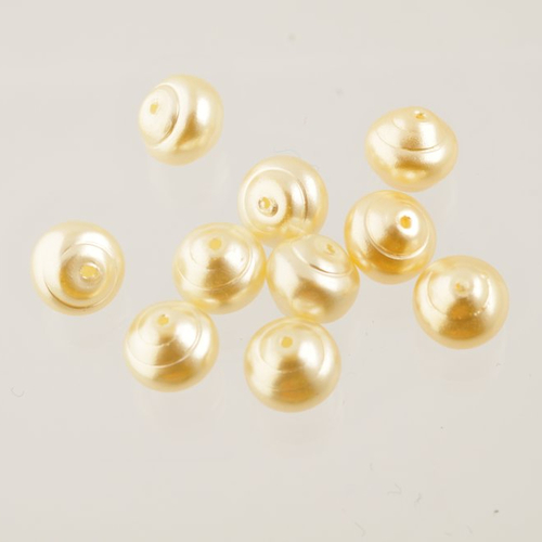 10 perles nacrées baroque 9 mm