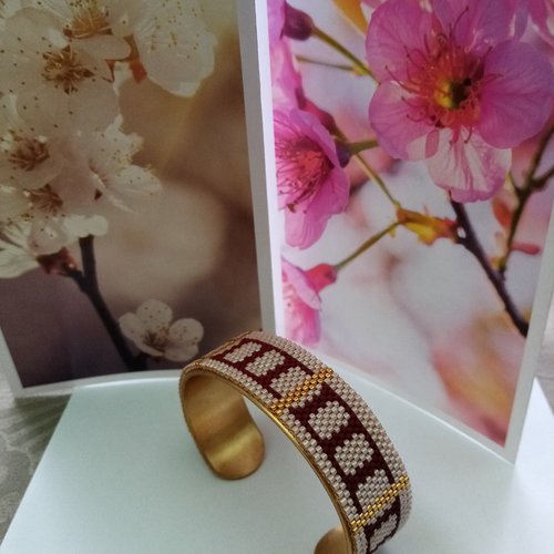 Bracelet jonc doré tissage perles miyuki couleur rose et bordeaux