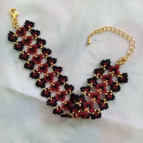 Bracelet manchette perles miyuki tissé à l'aiguille en rouge et noir bijoux femme