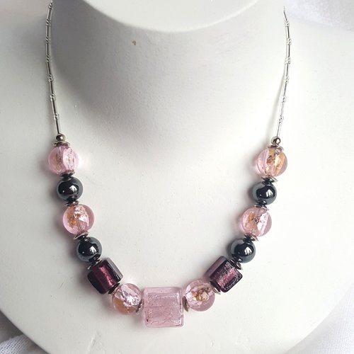 Collier perles de verre  rose et améthyste