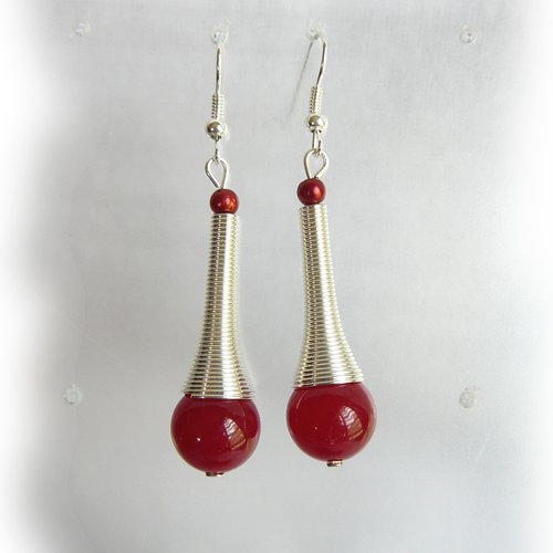 Boucles d'oreilles avec perle en agate rouge