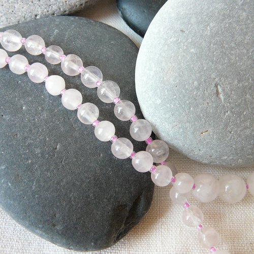 Collier avec perles de quartz rose