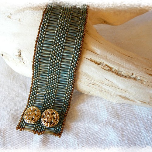 Bracelet manchette en perles de rocailles kaki  et  bronze