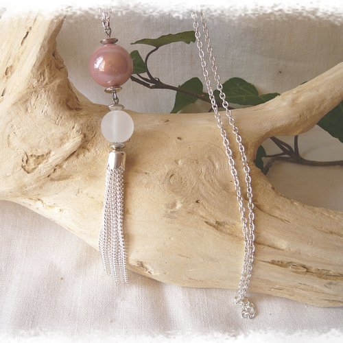 Sautoir  en perle de verre et perle miracle rose poudré