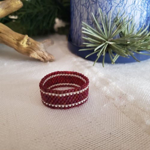 Bague argent et rouge en perles miyuki  delicas
