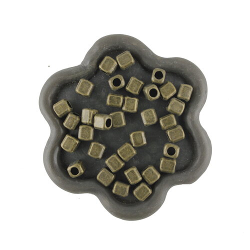 X50 perles en métal cube bronze 4x4mm (172c)