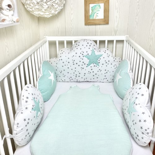 5 coussins nuages pour tour de lit bébé, chaise ou fauteuil, vert d'eau et étoile,